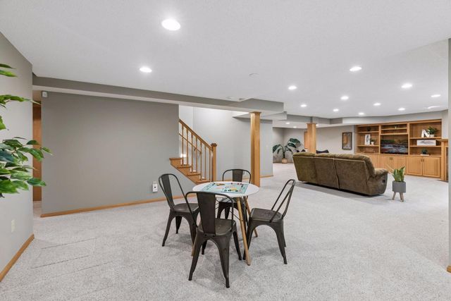 10947 Alexandra Court, Inver Grove Heights, MN 55077