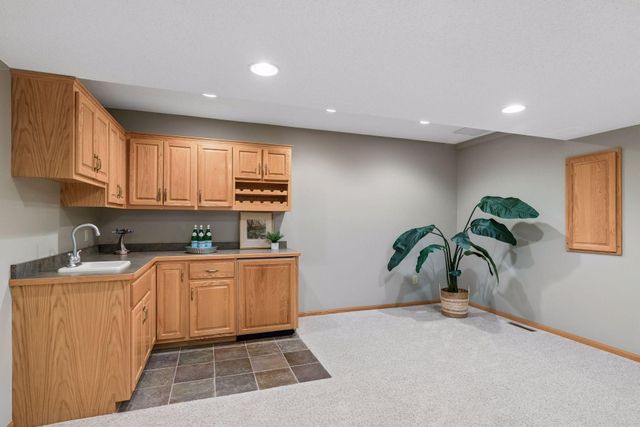 10947 Alexandra Court, Inver Grove Heights, MN 55077