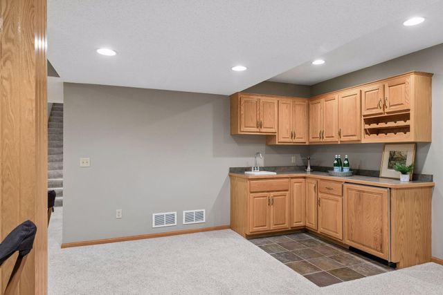 10947 Alexandra Court, Inver Grove Heights, MN 55077
