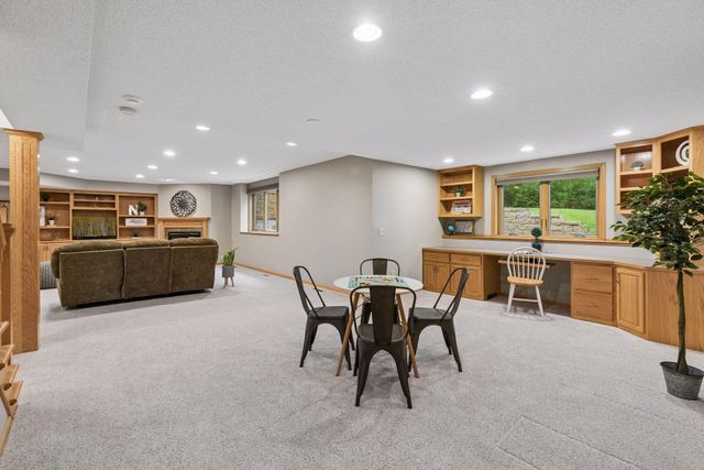 10947 Alexandra Court, Inver Grove Heights, MN 55077