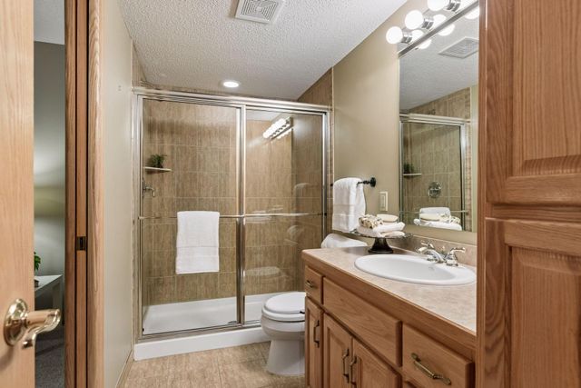 10947 Alexandra Court, Inver Grove Heights, MN 55077