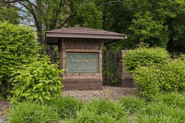10947 Alexandra Court, Inver Grove Heights, MN 55077