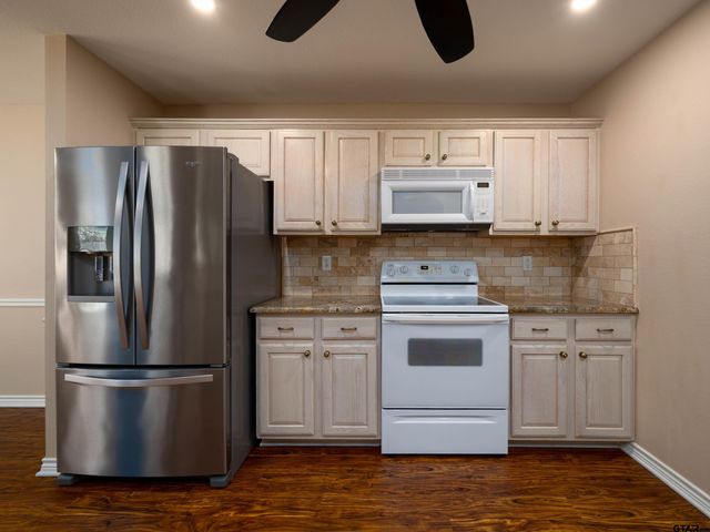 1521 Rice Road U102, Tyler, TX 75703