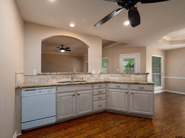 1521 Rice Road U102, Tyler, TX 75703