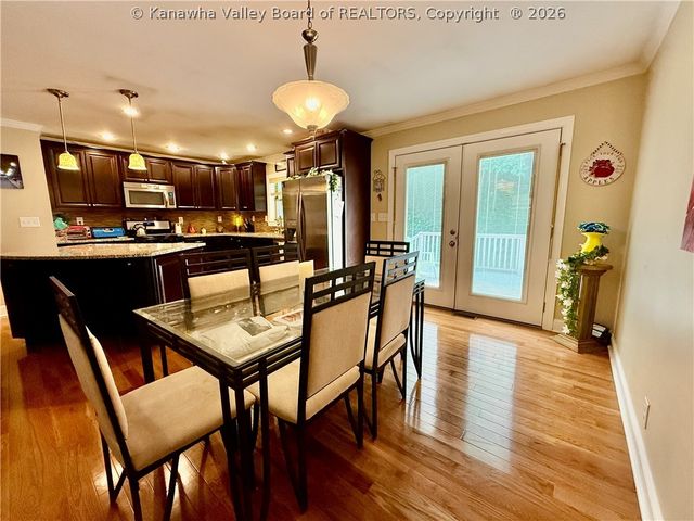 1432 New Hope Road, Elkview, WV 25071