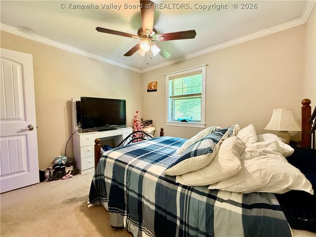 1432 New Hope Road, Elkview, WV 25071