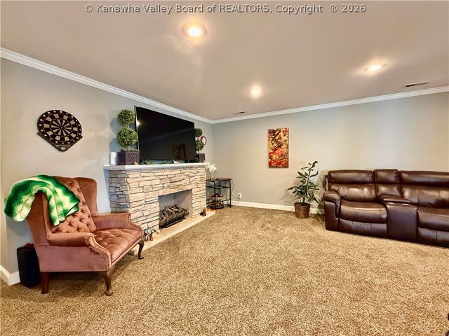 1432 New Hope Road, Elkview, WV 25071