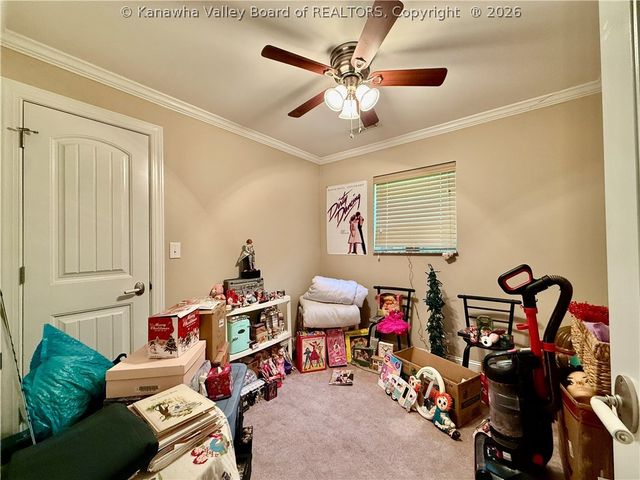 1432 New Hope Road, Elkview, WV 25071