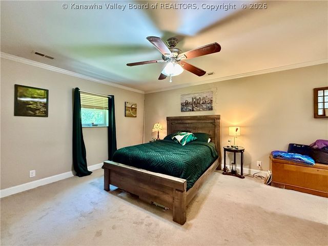 1432 New Hope Road, Elkview, WV 25071