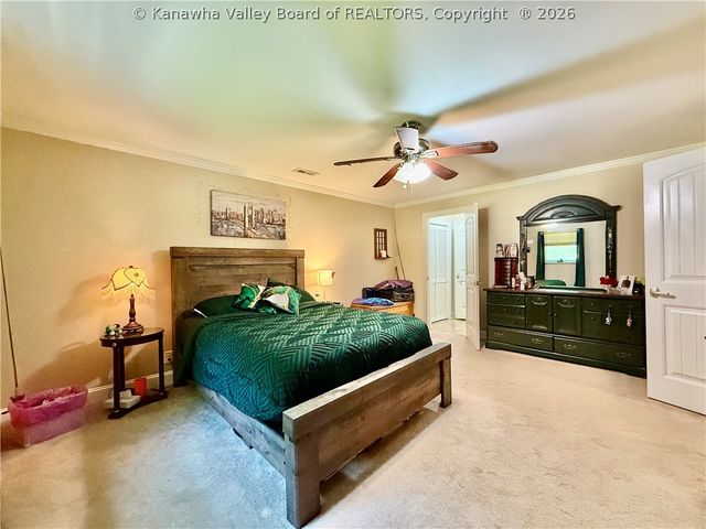 1432 New Hope Road, Elkview, WV 25071