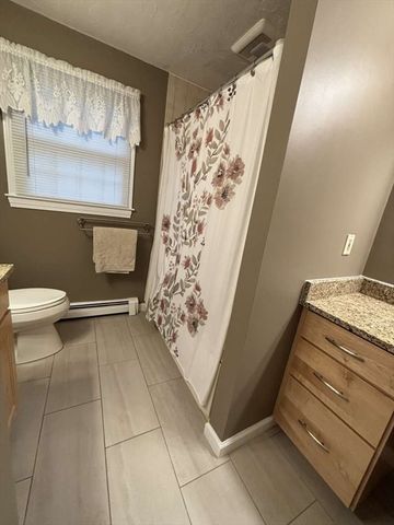 2 Lafayette Dr, Marlborough, MA 01752
