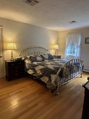 2 Lafayette Dr, Marlborough, MA 01752