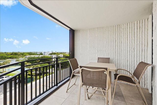 1167 Hillsboro Mile 509, Hillsboro Beach, FL 33062