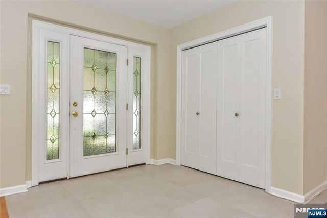 320 Monroe Avenue, Wyckoff, NJ 07481