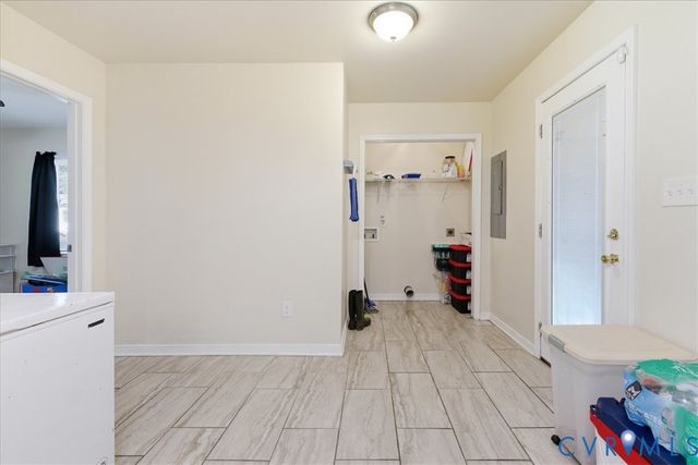 1405 Lee Ln, Hopewell, VA 23860