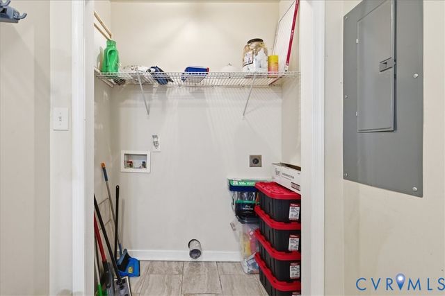 1405 Lee Ln, Hopewell, VA 23860