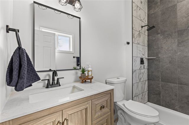 15 Aprille Lane, Rush, NY 14543