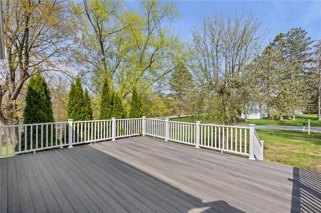 15 Aprille Lane, Rush, NY 14543