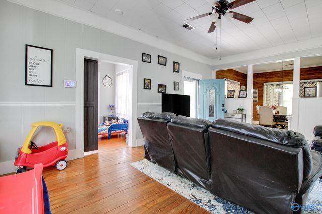 221 East Main Street, Falkville, AL 35622