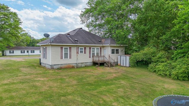 221 East Main Street, Falkville, AL 35622