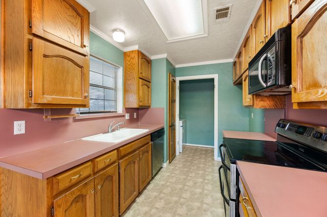 5811 Terra Drive, Arlington, TX 76017