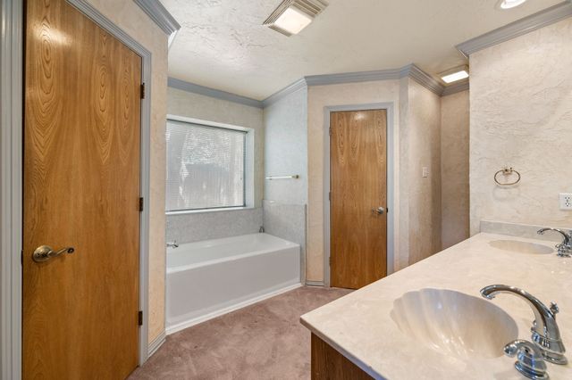 5811 Terra Drive, Arlington, TX 76017