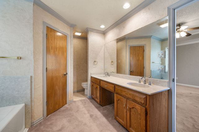 5811 Terra Drive, Arlington, TX 76017