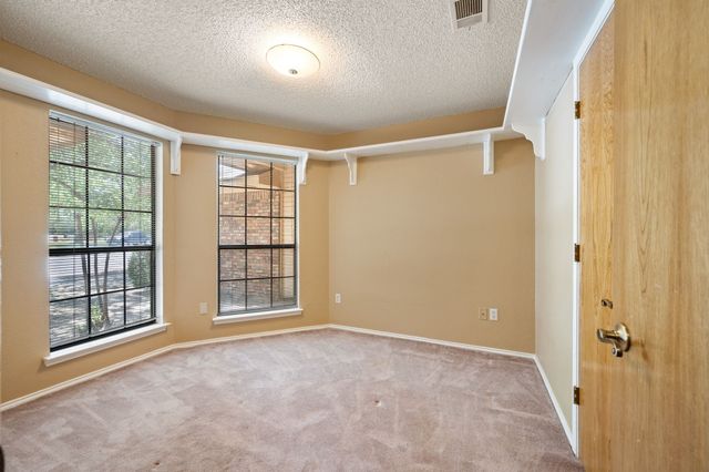 5811 Terra Drive, Arlington, TX 76017
