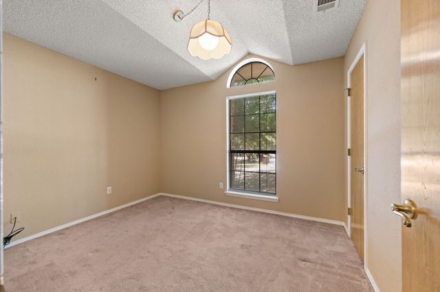5811 Terra Drive, Arlington, TX 76017
