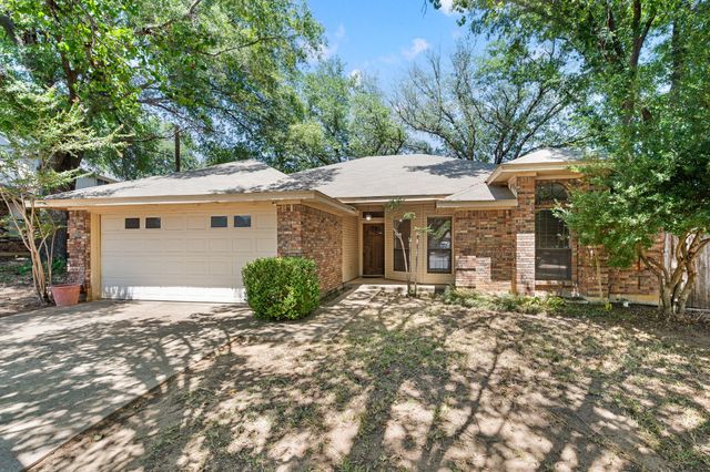 5811 Terra Drive, Arlington, TX 76017