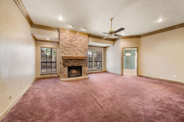 5811 Terra Drive, Arlington, TX 76017