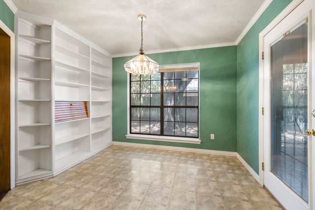 5811 Terra Drive, Arlington, TX 76017