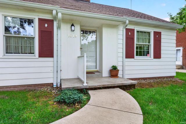1019 Hillcrest Road, West Lafayette, IN 47906