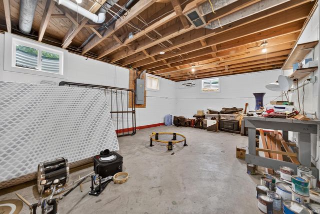 1019 Hillcrest Road, West Lafayette, IN 47906