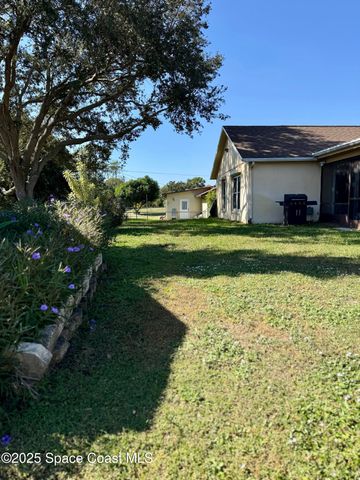 1544 Nona Street NE, Palm Bay, FL 32907