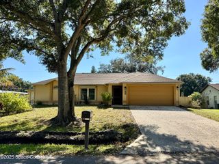 1544 Nona Street NE, Palm Bay, FL 32907