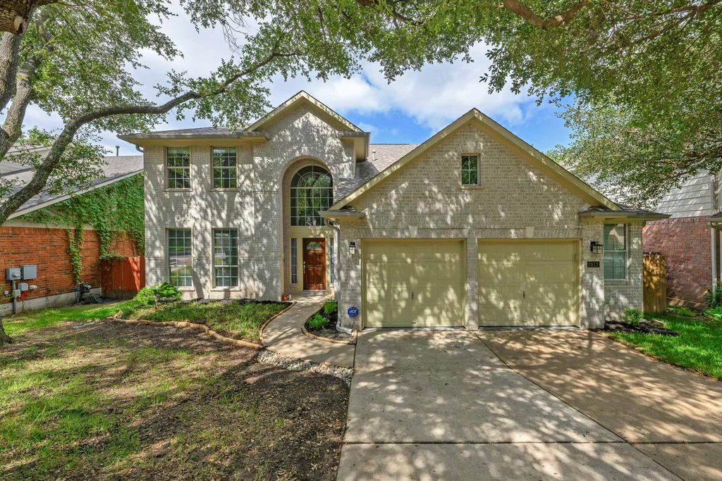 1917 Chasewood DR, Austin, TX 78727