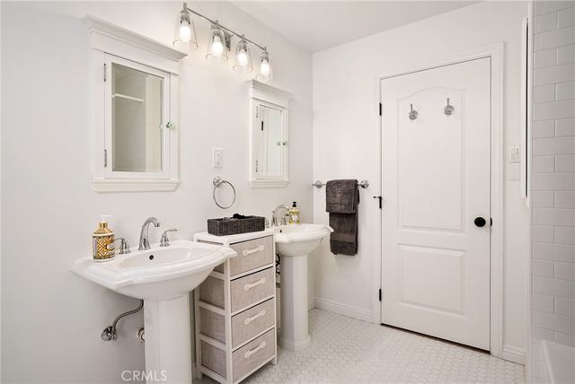550 Villa Lots Rd, Paso Robles, CA 93446