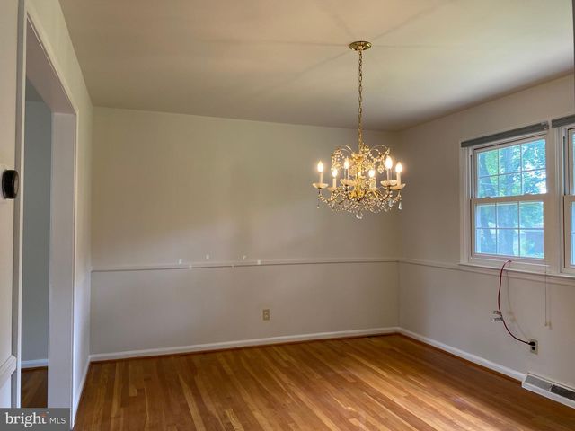 134 CHAPEL HILL DR, Newark, DE 19711