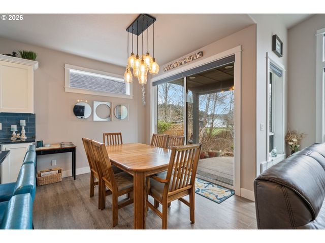 325 N JUNIPER Ct, Rockaway Beach, OR 97136