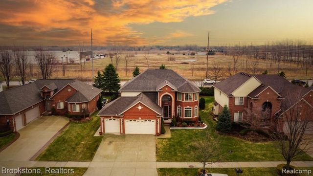 50094 Greycoat Lane, Macomb Township, MI 48044