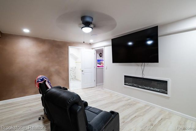 50094 Greycoat Lane, Macomb Township, MI 48044