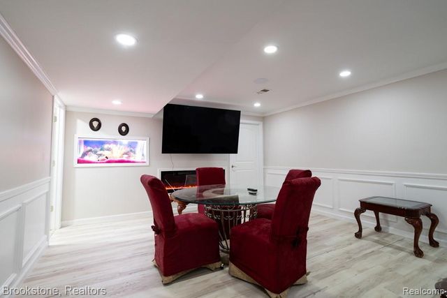 50094 Greycoat Lane, Macomb Township, MI 48044