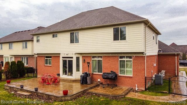 50094 Greycoat Lane, Macomb Township, MI 48044