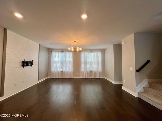 32 Mariveles Way, Tinton Falls, NJ 07724