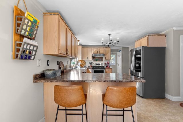 53 Myles Standish Dr, Carver, MA 02330