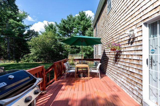 53 Myles Standish Dr, Carver, MA 02330