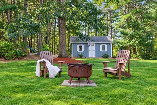 53 Myles Standish Dr, Carver, MA 02330