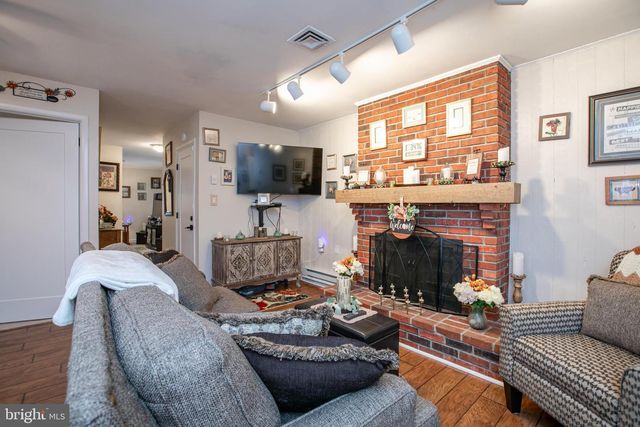 12 HEATHER PL, Southampton, NJ 08088