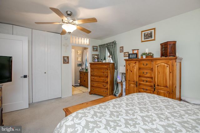 12 HEATHER PL, Southampton, NJ 08088